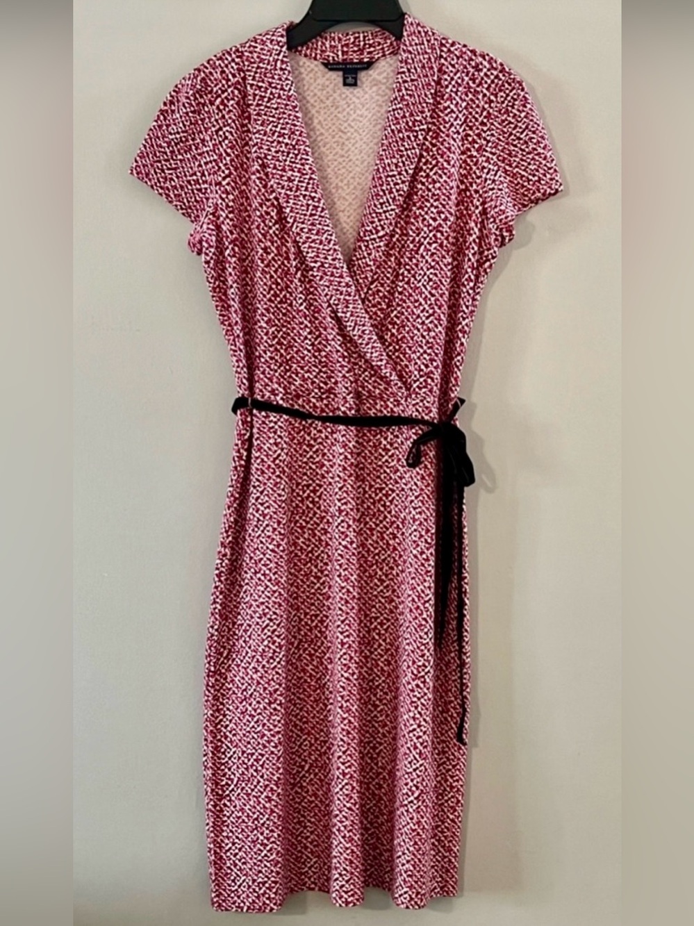Banana Republic Faux Wrap Midi dress Size 6 Pink Geometric Print Short Sleeve